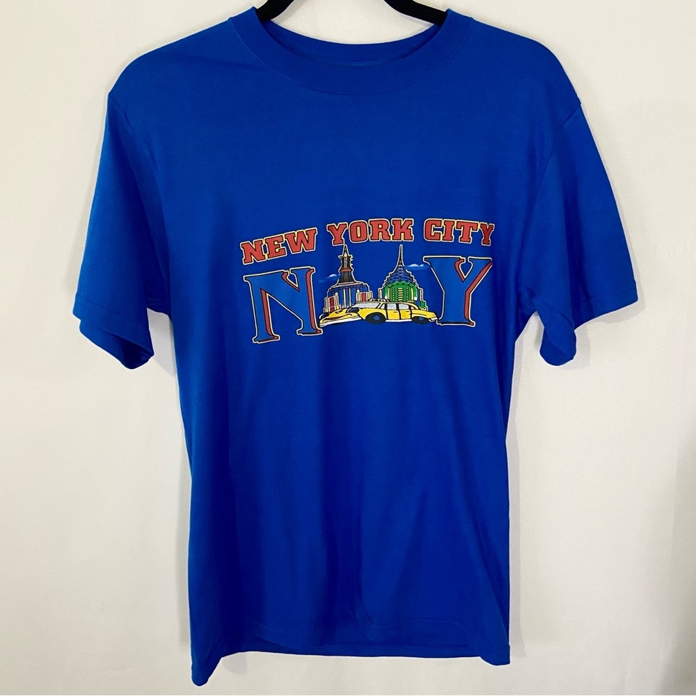 Vintage Y2K New York City taxi graphic T-shirt tee